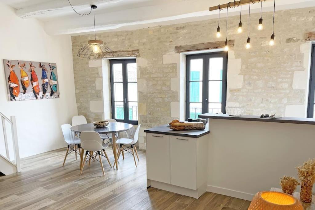 L'Appart' Des Moussaillons La Flotte Luaran gambar